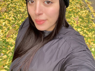 CamilaJones's Live cam tips and shows Profile Image