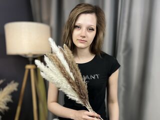 CateEmbury's Stripchat live cam girls Profile Image